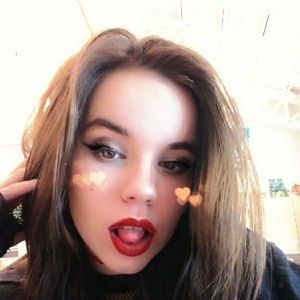 Meet your Posher, Levi